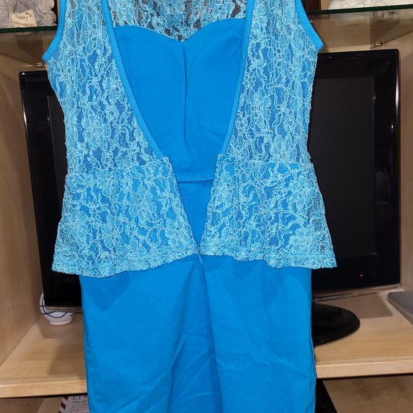 Dress - Picture 3 of 7